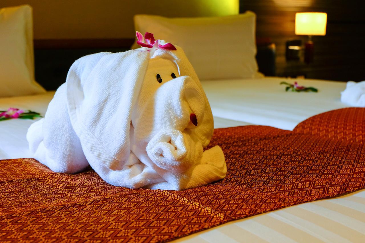 The Glory Gold Hotell Khao Lak Eksteriør bilde