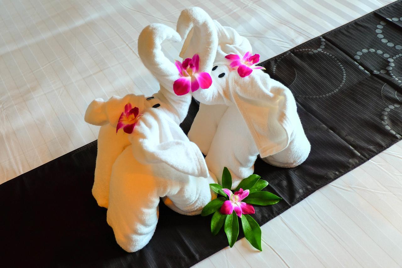 The Glory Gold Hotell Khao Lak Eksteriør bilde